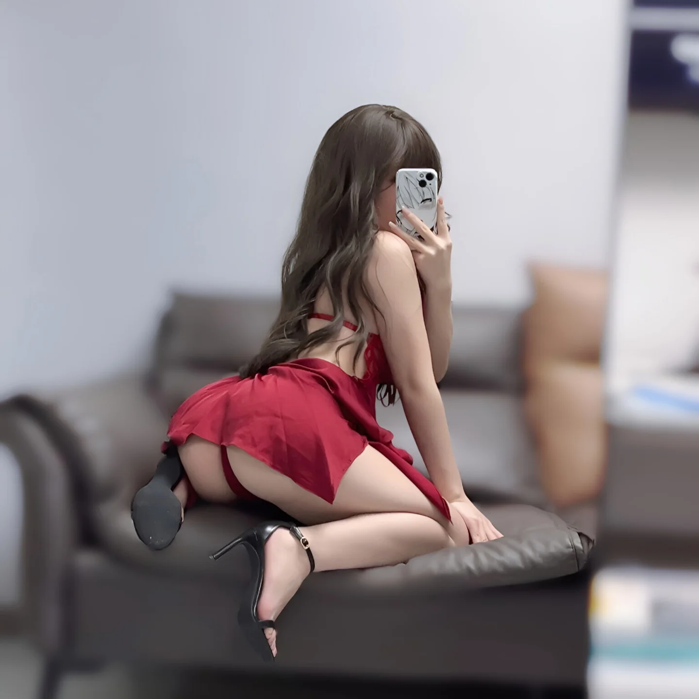 Bangni邦尼 - 圣诞尼尔 红裙御姐 [132P,3V-966MB] tg@simisebaisi 【丝足阁】112.webp